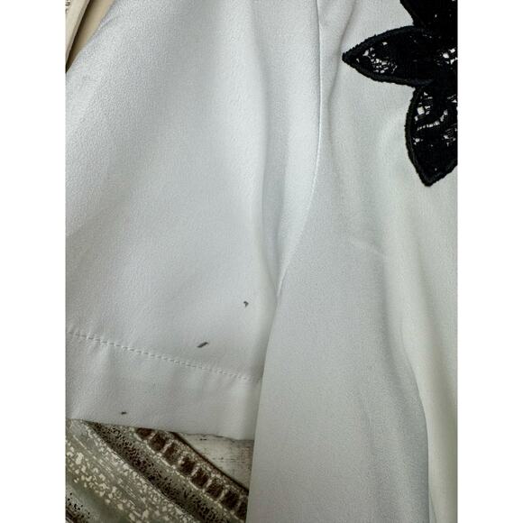 Jessica London Plus 20 White Blouse Black Floral Lace Applique Top - Picture 4 of 8